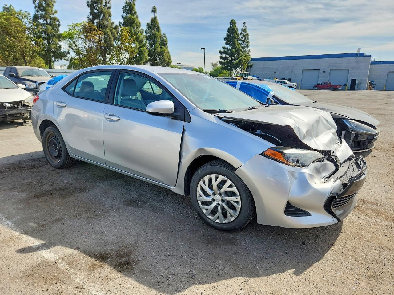 2017 TOYOTA COROLLA LE — снимка 4