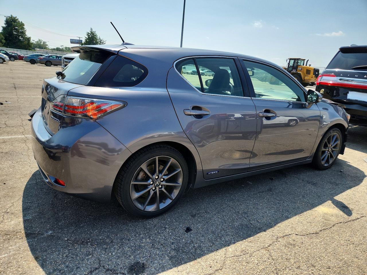 2013 LEXUS CT 200 — снимка 3