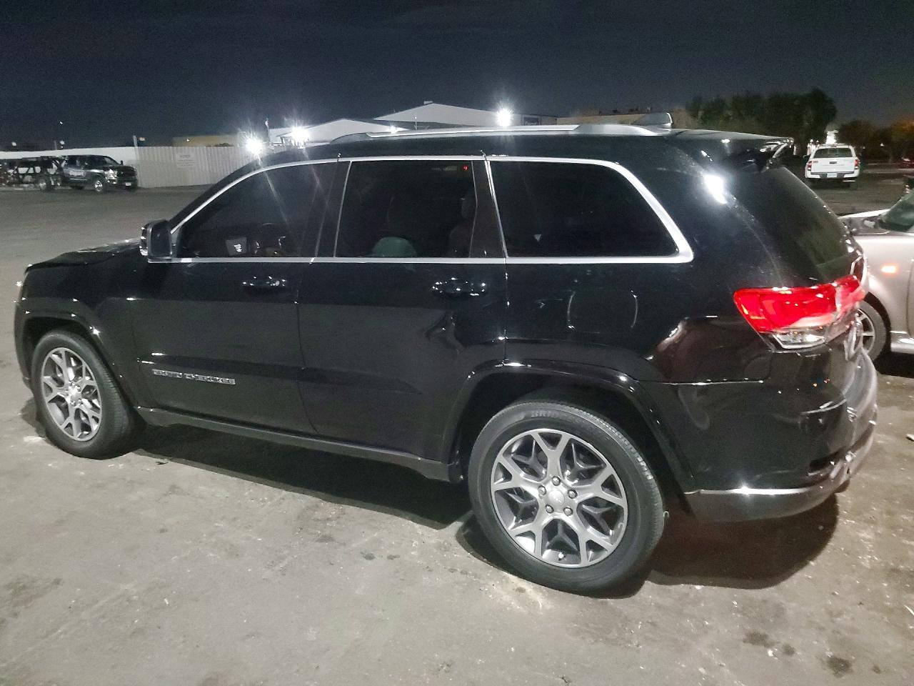 2018 JEEP GRAND CHEROKEE LIMITED — снимка 2