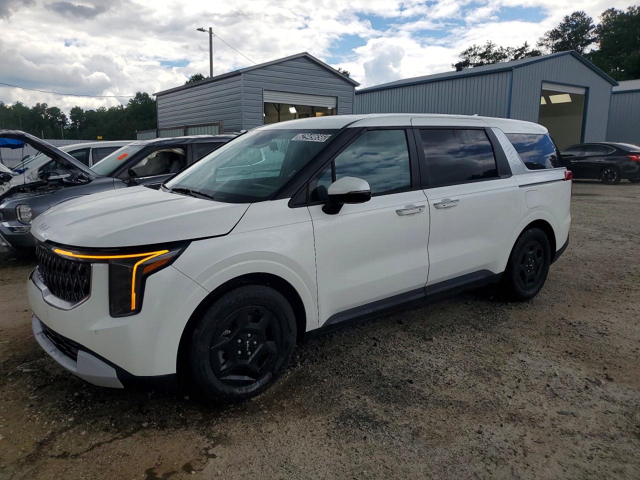 2025 KIA CARNIVAL LXS