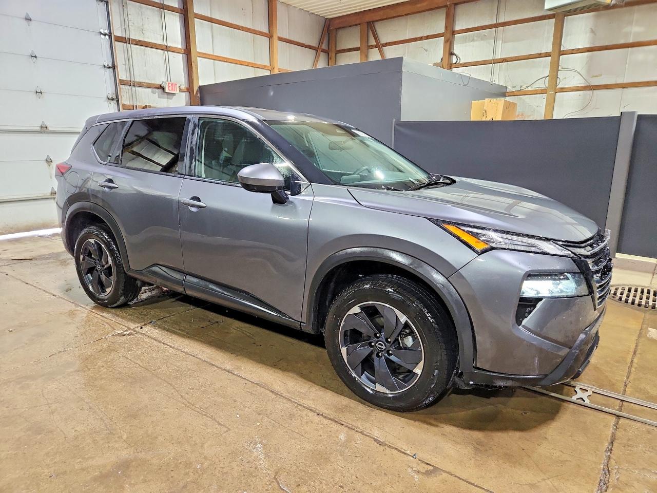 2026 NISSAN ROGUE SV — photo 4