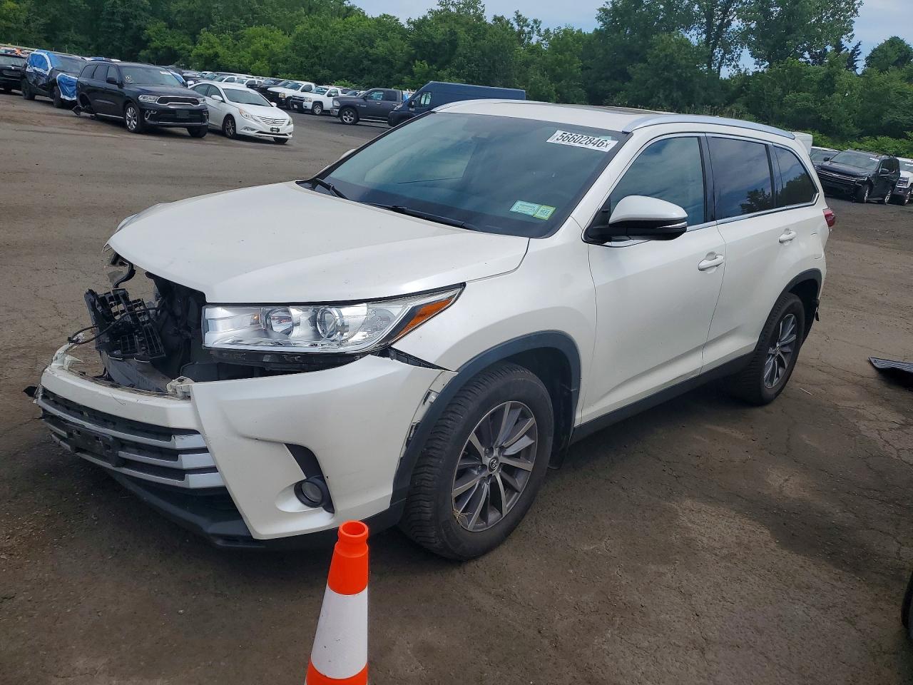 2019 TOYOTA HIGHLANDER XLE