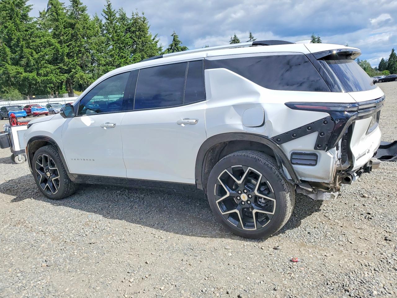 2025 CHEVROLET TRAVERSE HIGH COUNTRY — снимка 2