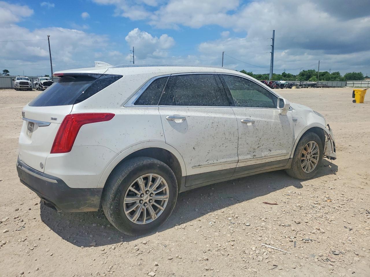 2017 CADILLAC XT5 — снимка 3