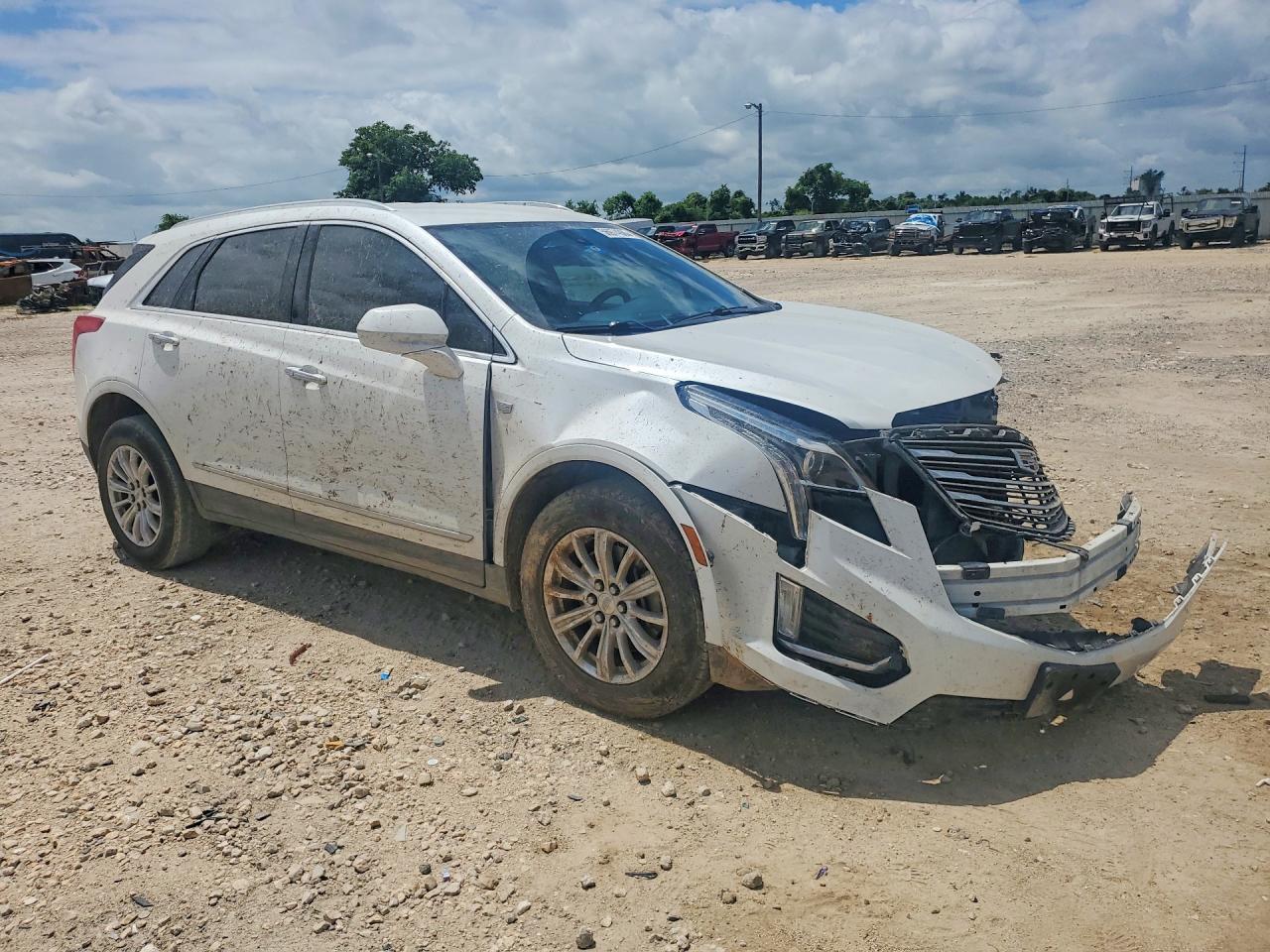 2017 CADILLAC XT5 — снимка 4