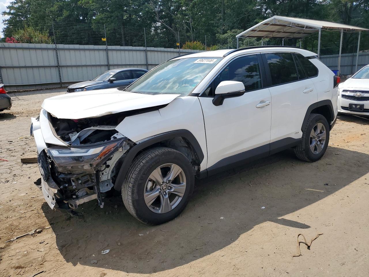 2022 TOYOTA RAV4 XLE