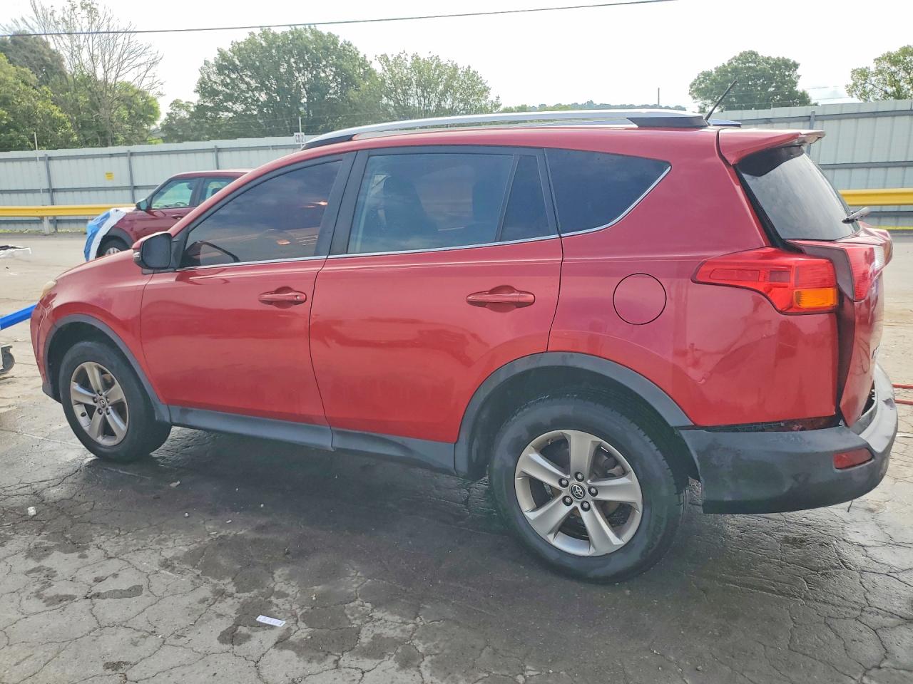 2015 TOYOTA RAV4 XLE — снимка 2