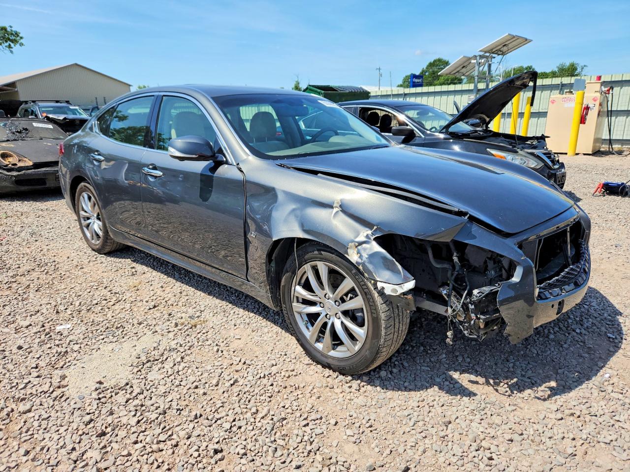 2015 INFINITI Q70 3.7 — снимка 4