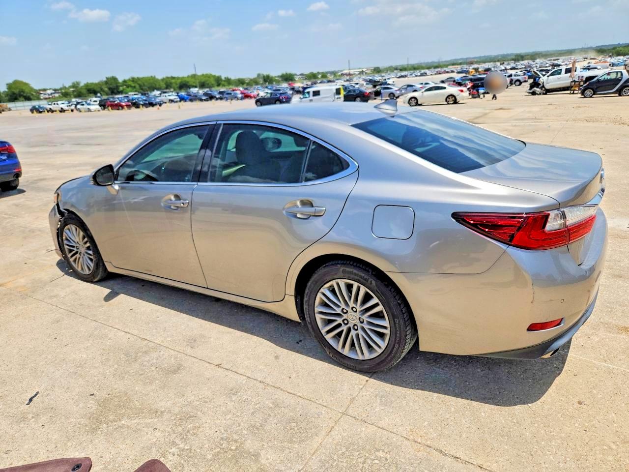 2016 LEXUS ES 350 — снимка 2