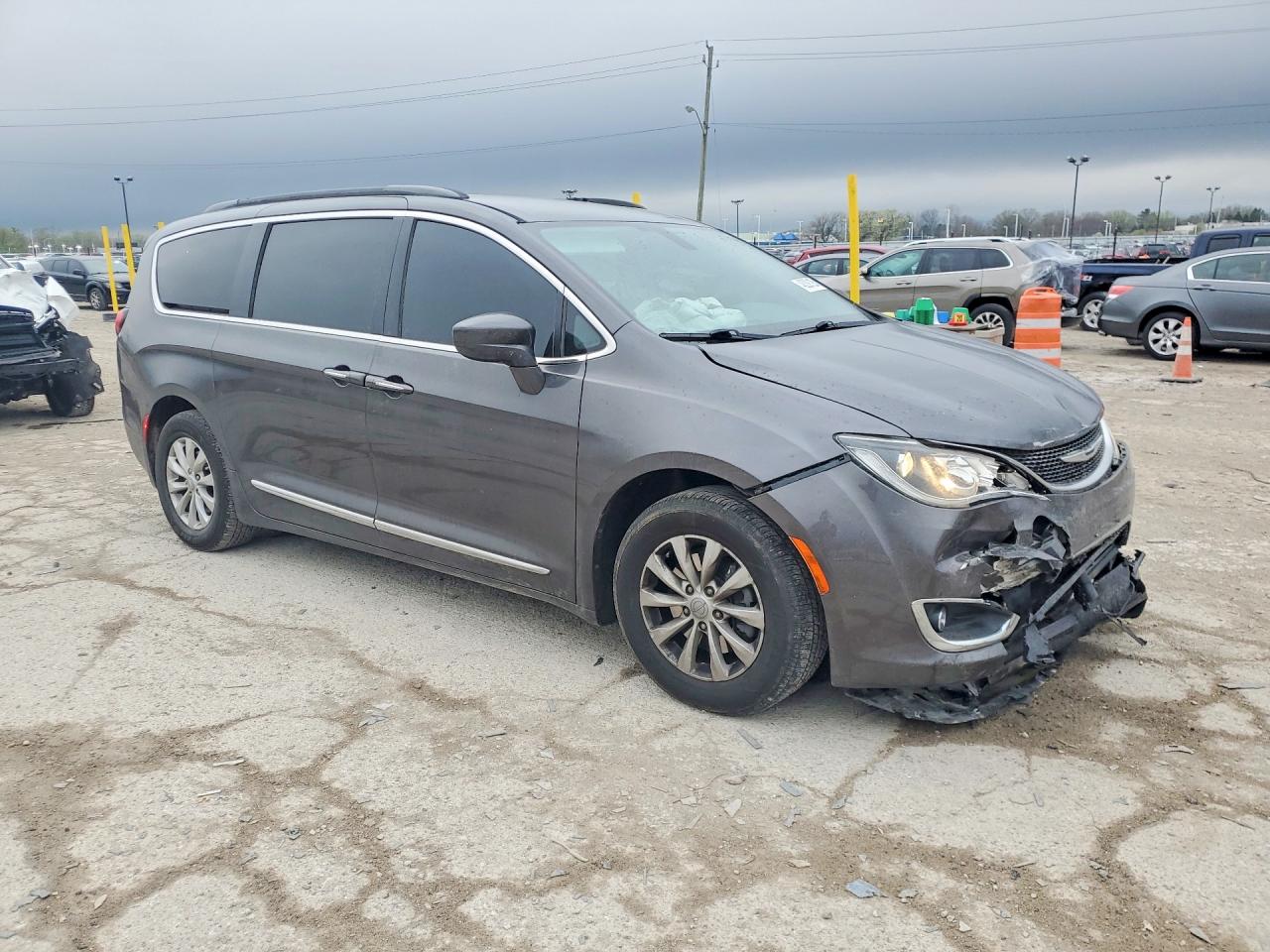 2017 CHRYSLER PACIFICA TOURING L — снимка 4