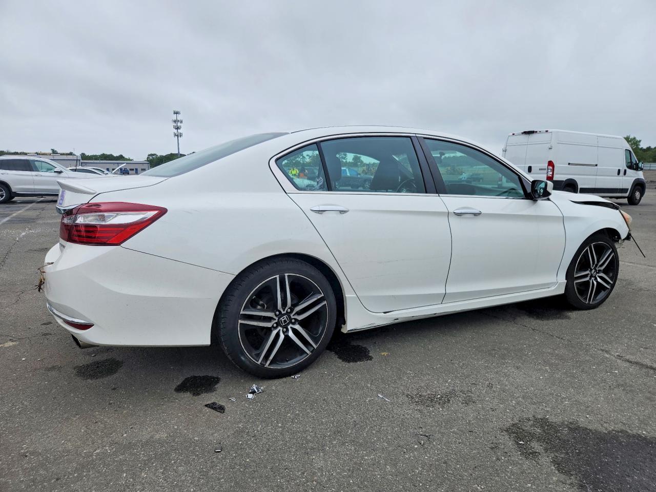 2017 HONDA ACCORD SPORT — снимка 3