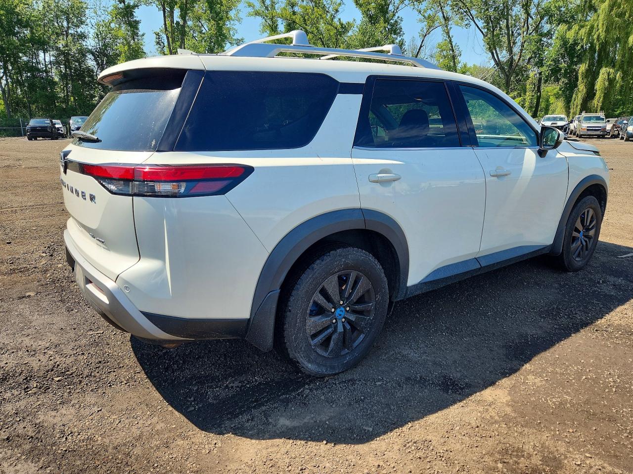2023 NISSAN PATHFINDER SL — снимка 3