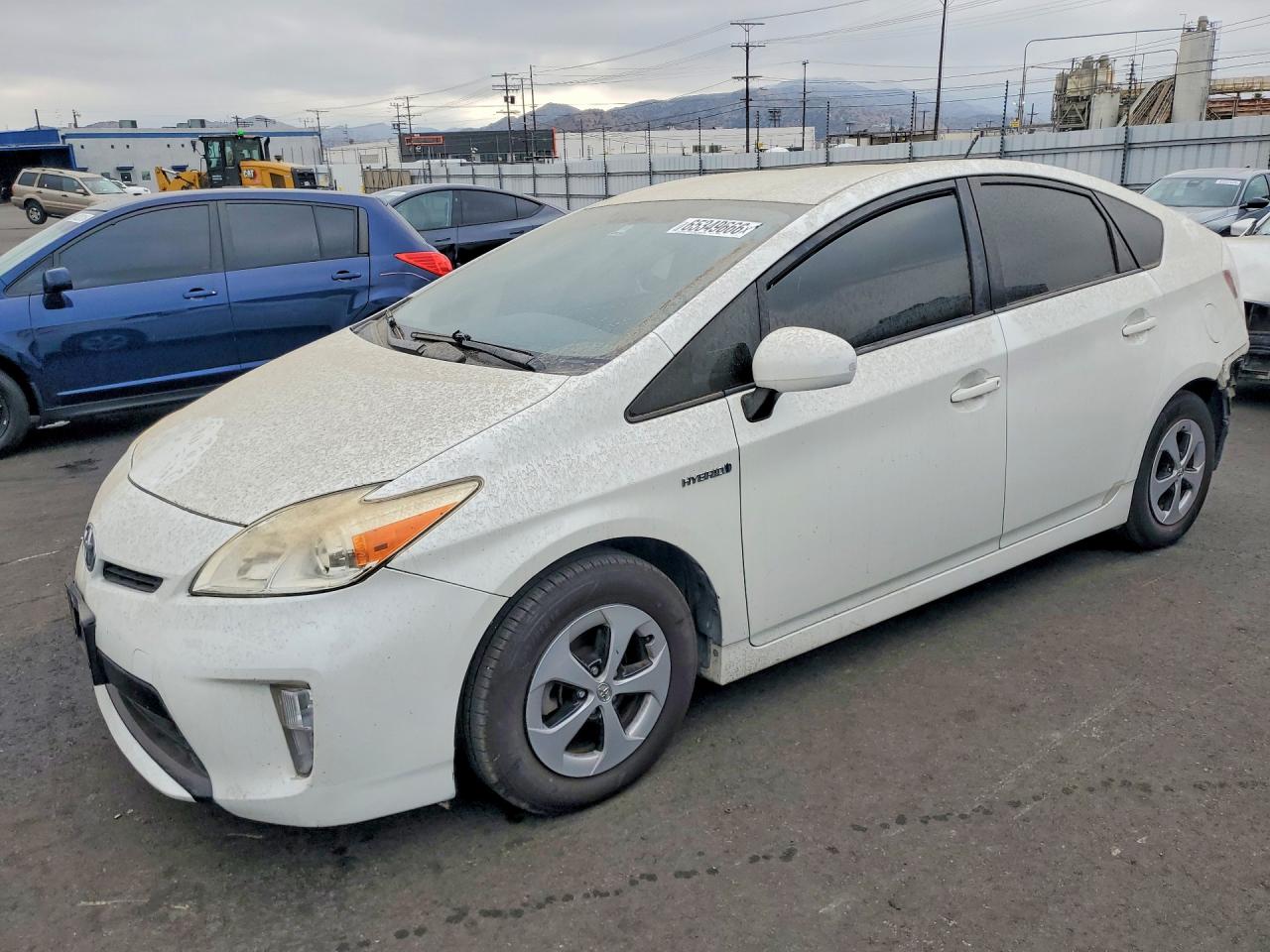 2015 TOYOTA PRIUS THREE