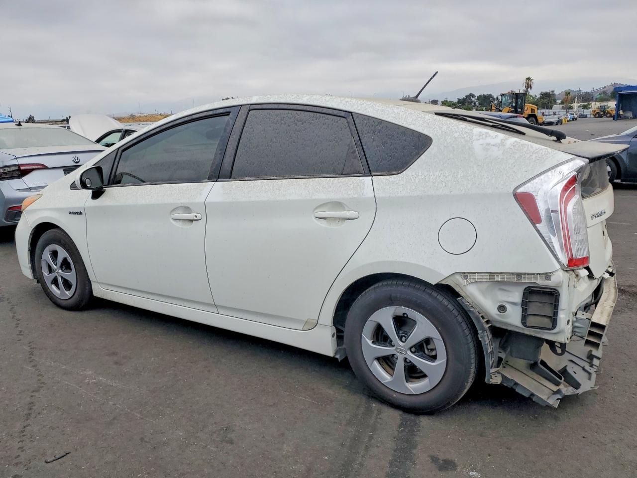 2015 TOYOTA PRIUS THREE — снимка 2