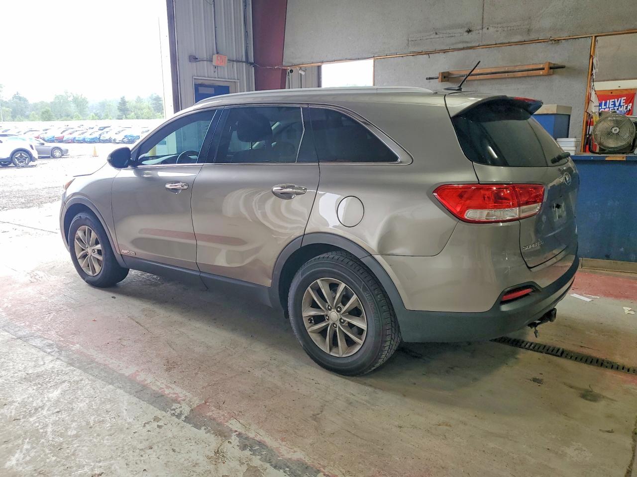 2016 KIA SORENTO LX V6 — снимка 2