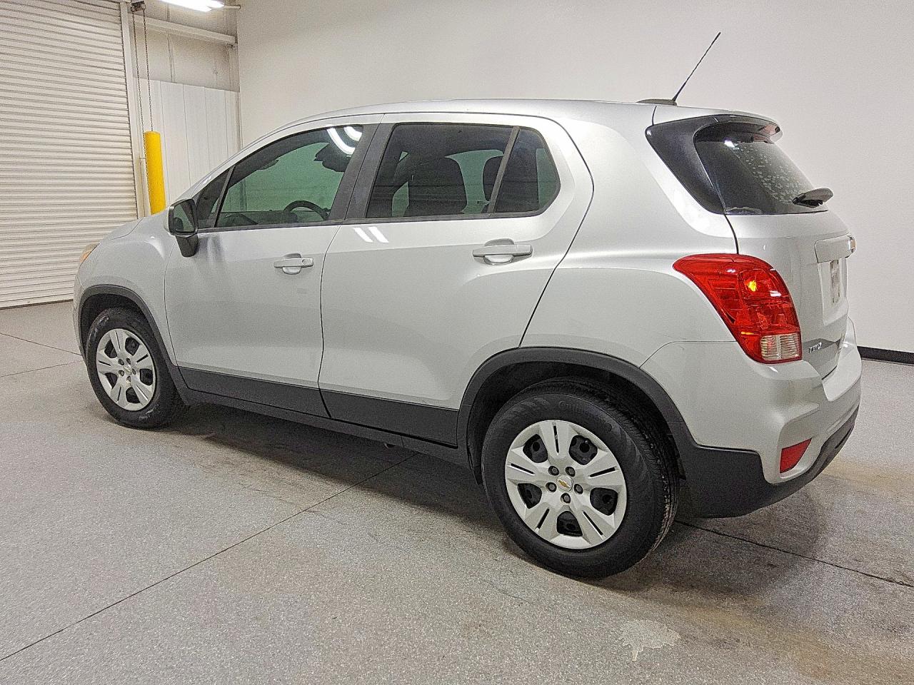 2017 CHEVROLET TRAX LS — снимка 2