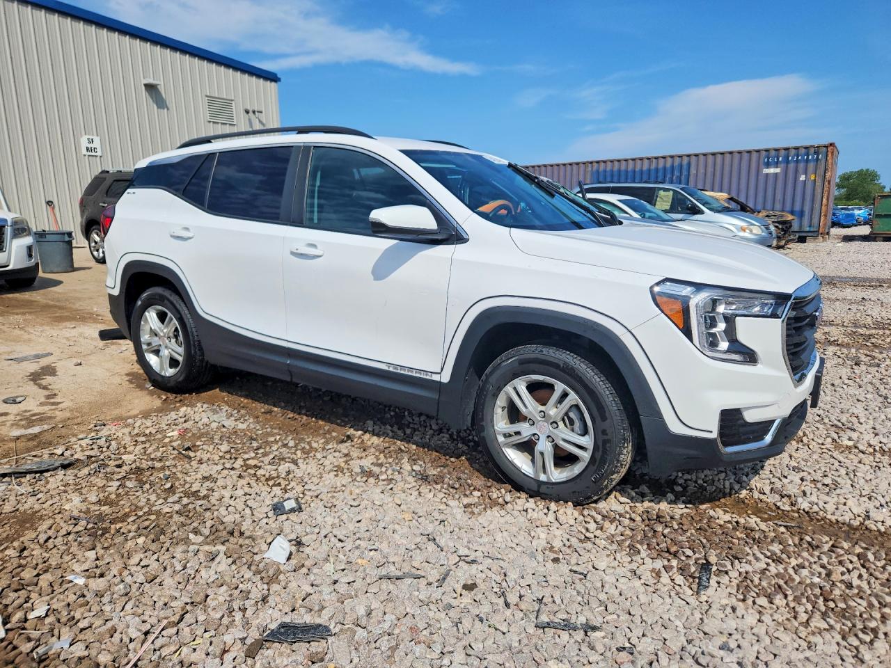 2023 GMC TERRAIN SLE — снимка 4