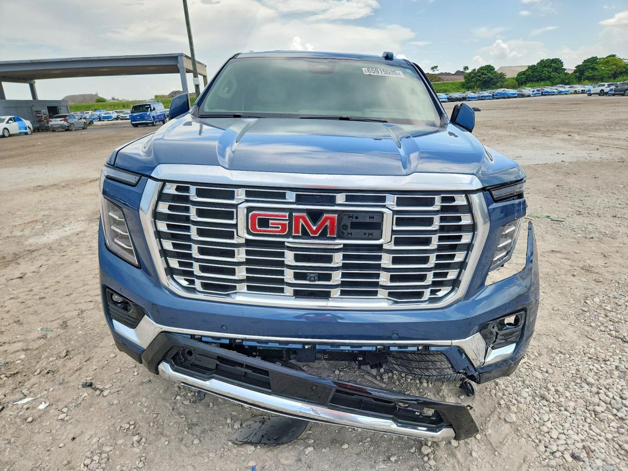 2025 GMC YUKON XL DENALI — снимка 5