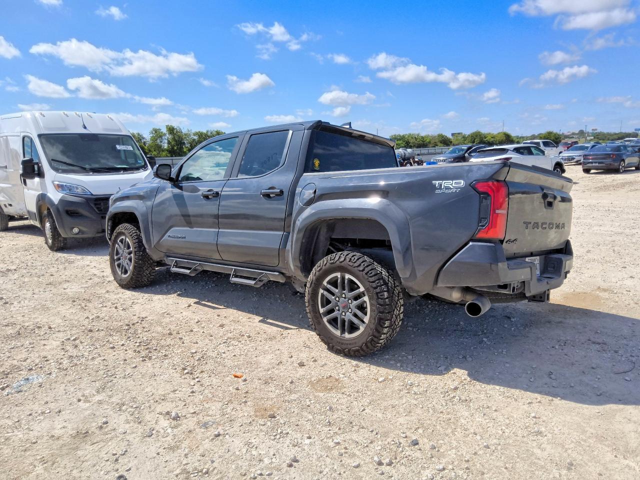 2025 TOYOTA TACOMA TRD SPORT — снимка 2