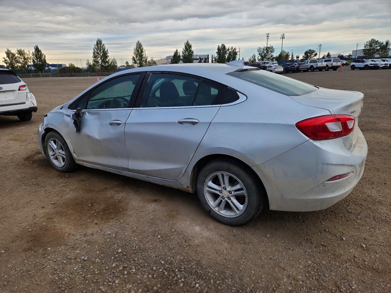 2017 CHEVROLET CRUZE LT — снимка 2