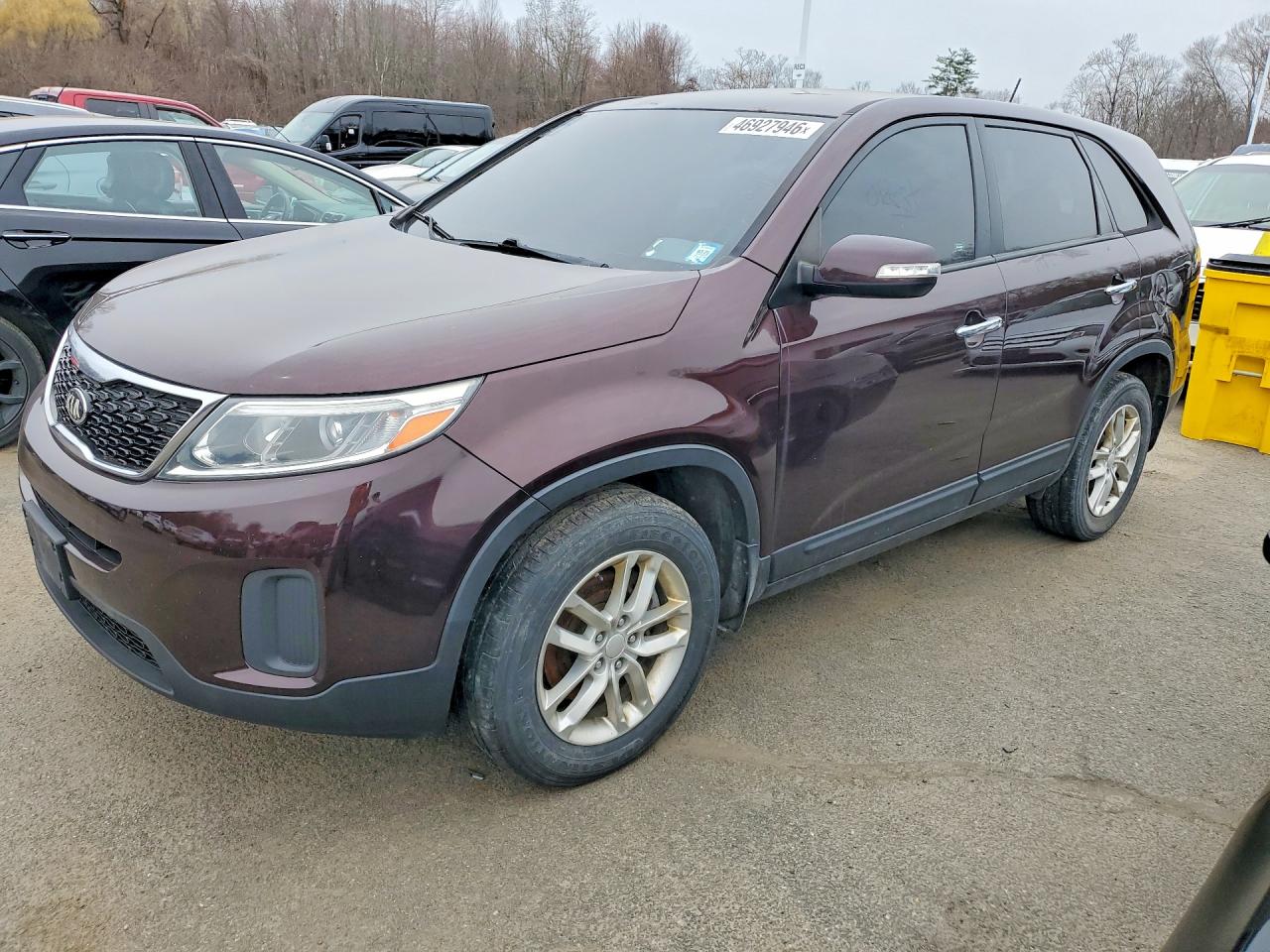 2015 KIA SORENTO LX