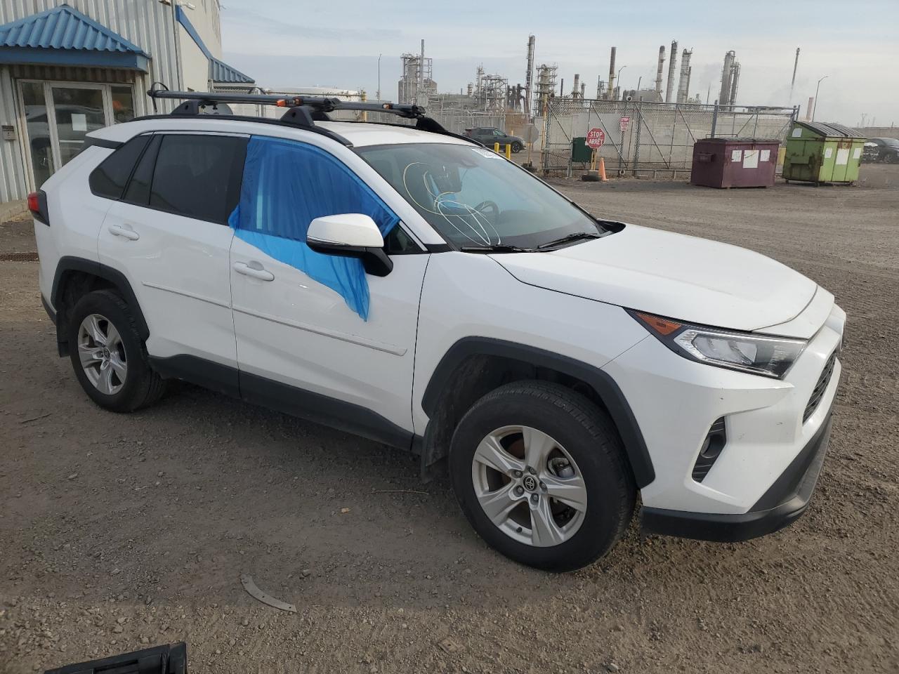 2021 TOYOTA RAV4 XLE — снимка 4