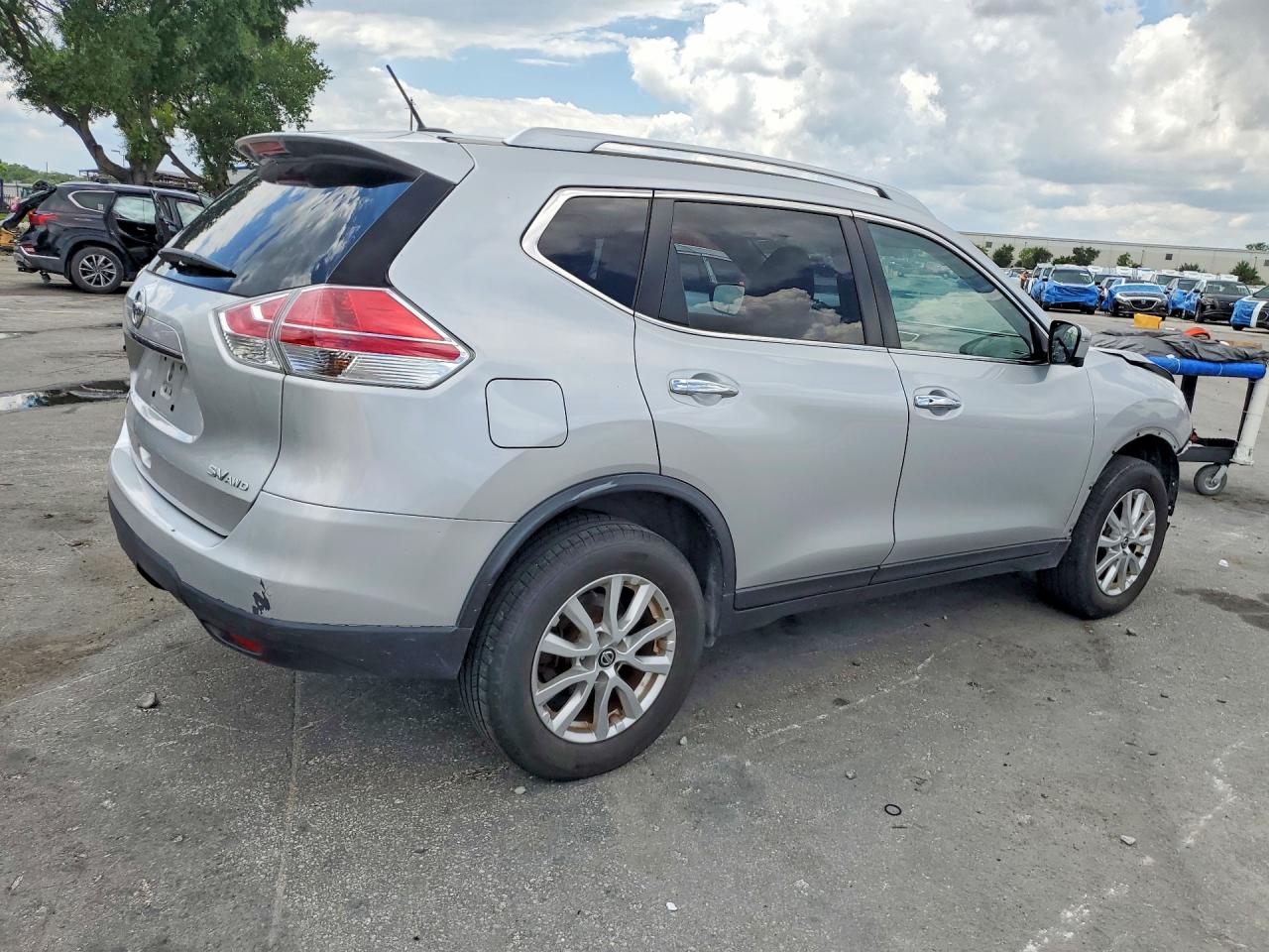 2016 NISSAN ROGUE SV — снимка 3