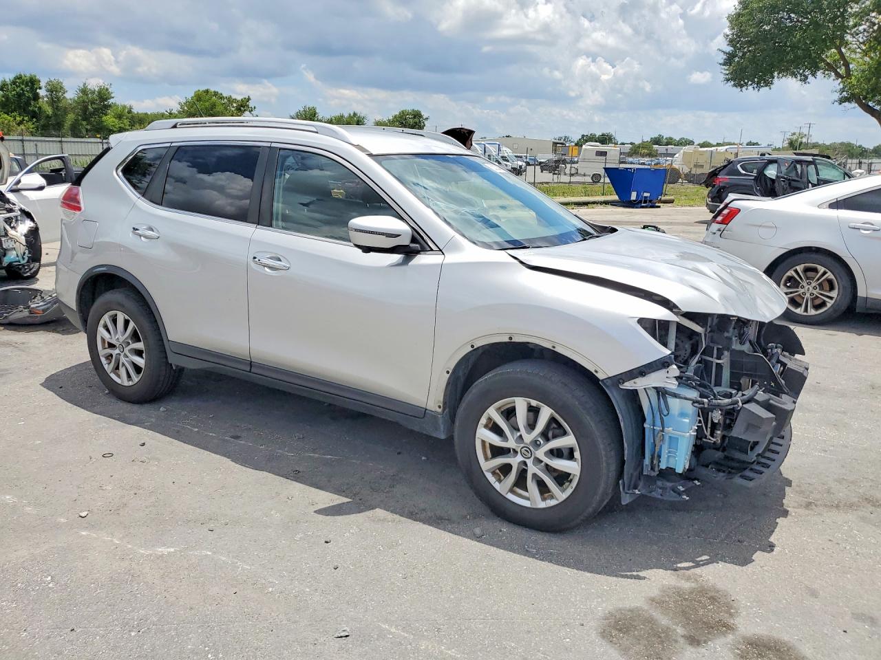 2016 NISSAN ROGUE SV — снимка 4