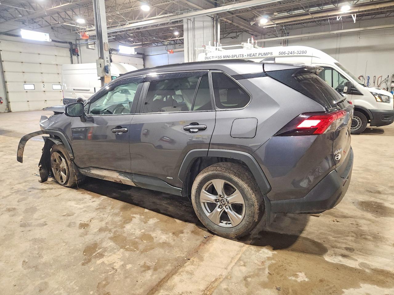 2024 TOYOTA RAV4 LE — снимка 2
