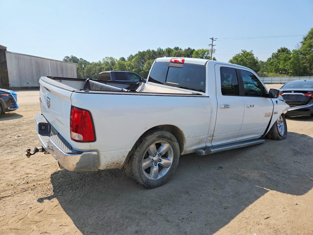 2015 RAM 1500 SLT — снимка 3