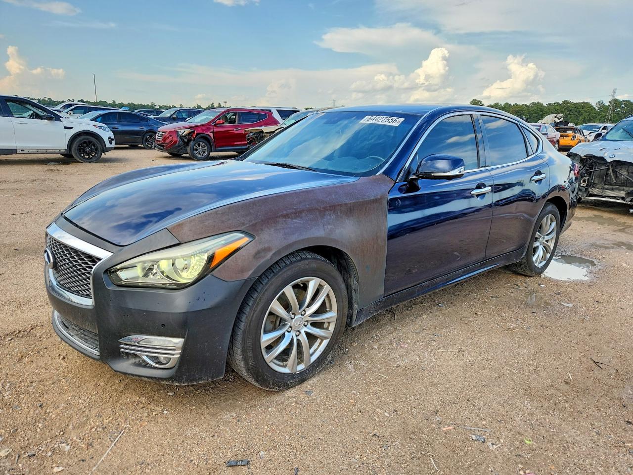 2015 INFINITI Q70 3.7