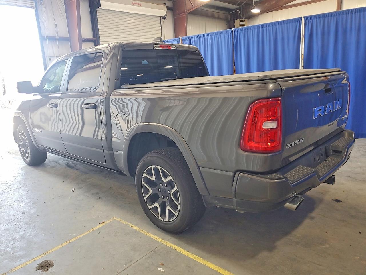 2026 RAM 1500 LARAMIE — снимка 2