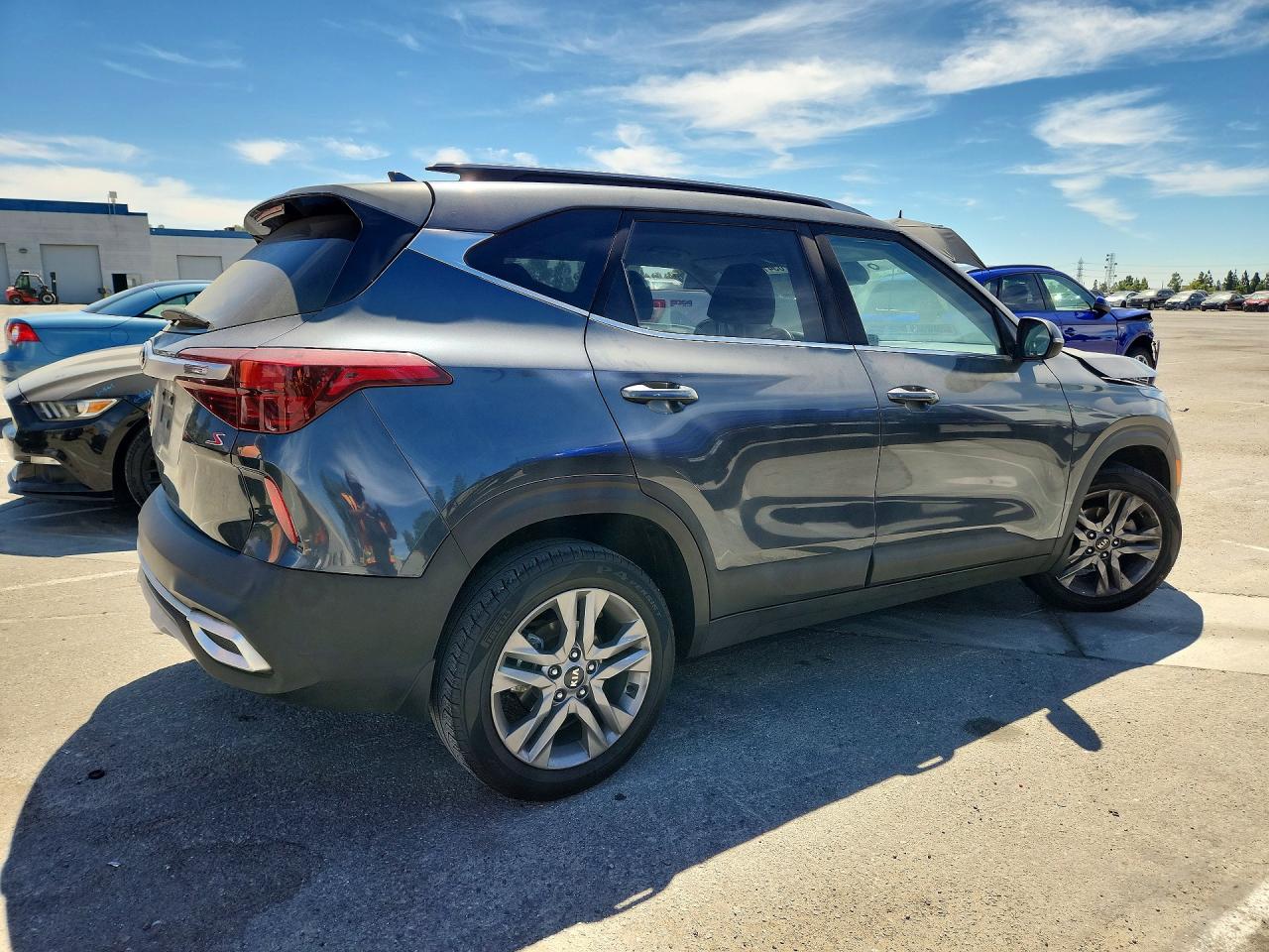 2021 KIA SELTOS S — снимка 3