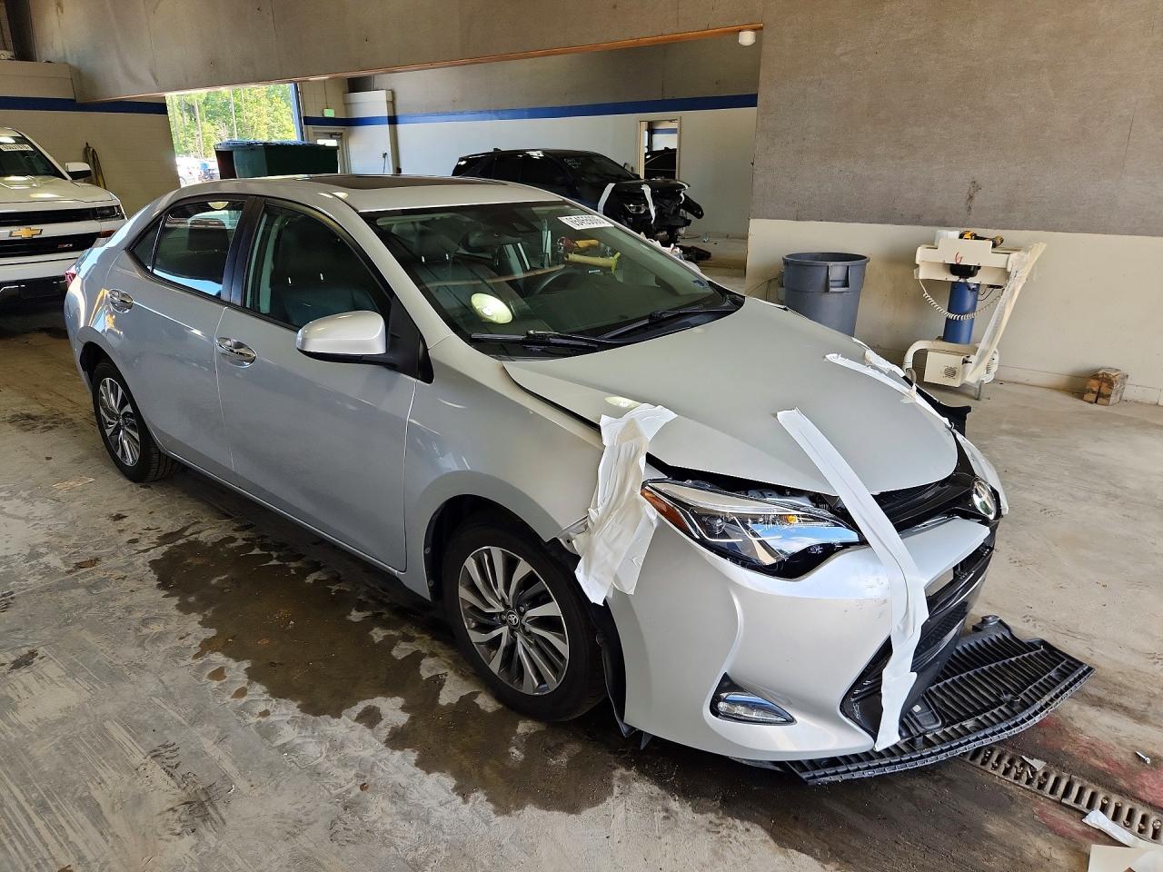 2017 TOYOTA COROLLA XLE — снимка 4