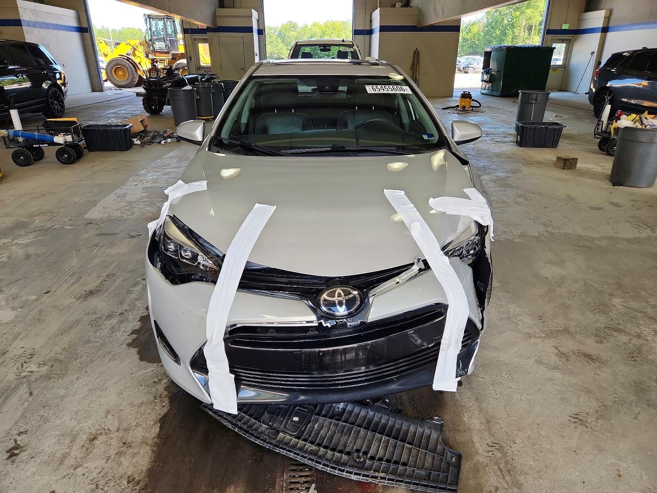 2017 TOYOTA COROLLA XLE — снимка 5