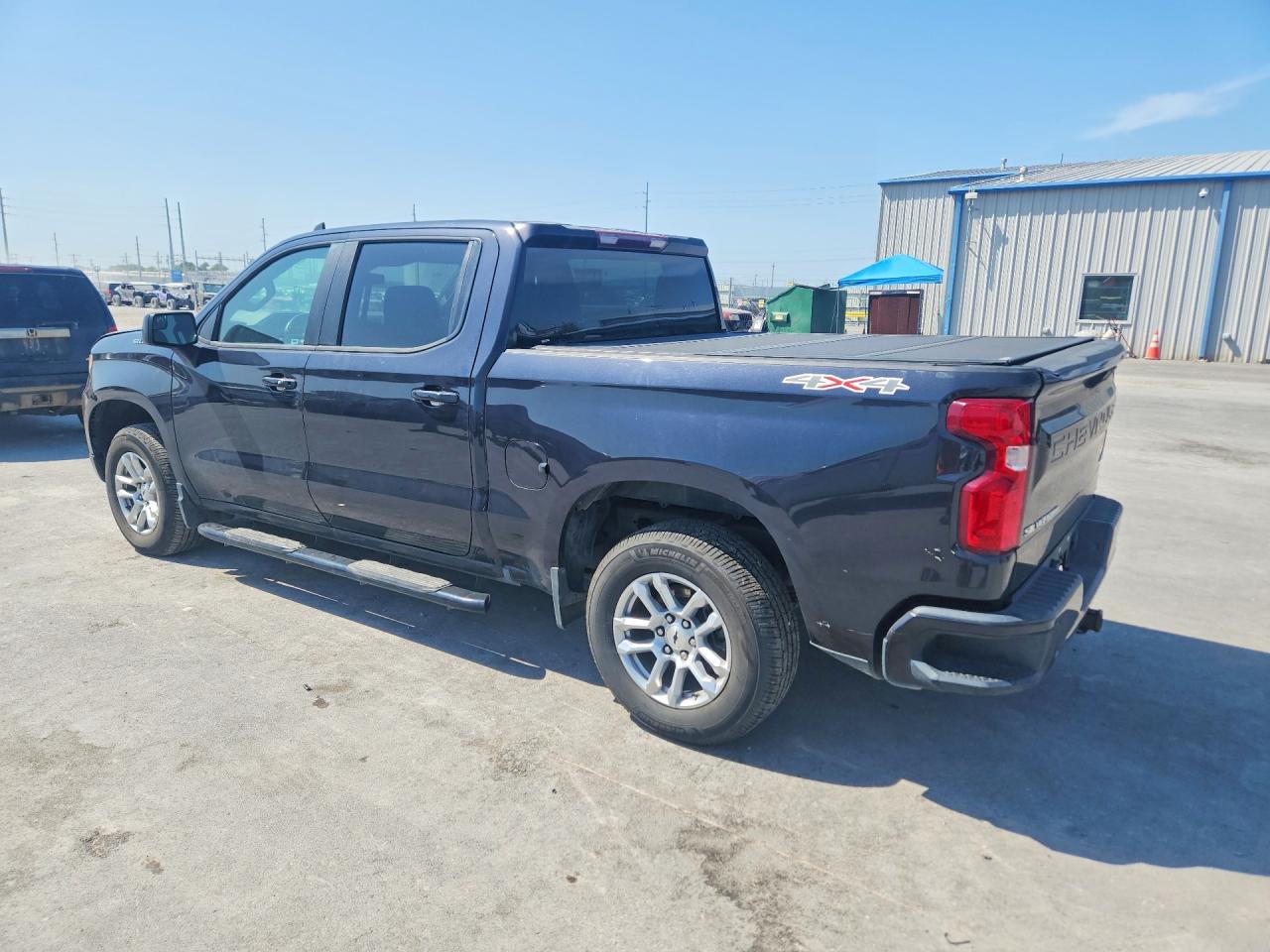 2022 CHEVROLET SILVERADO K1500 RST — снимка 2