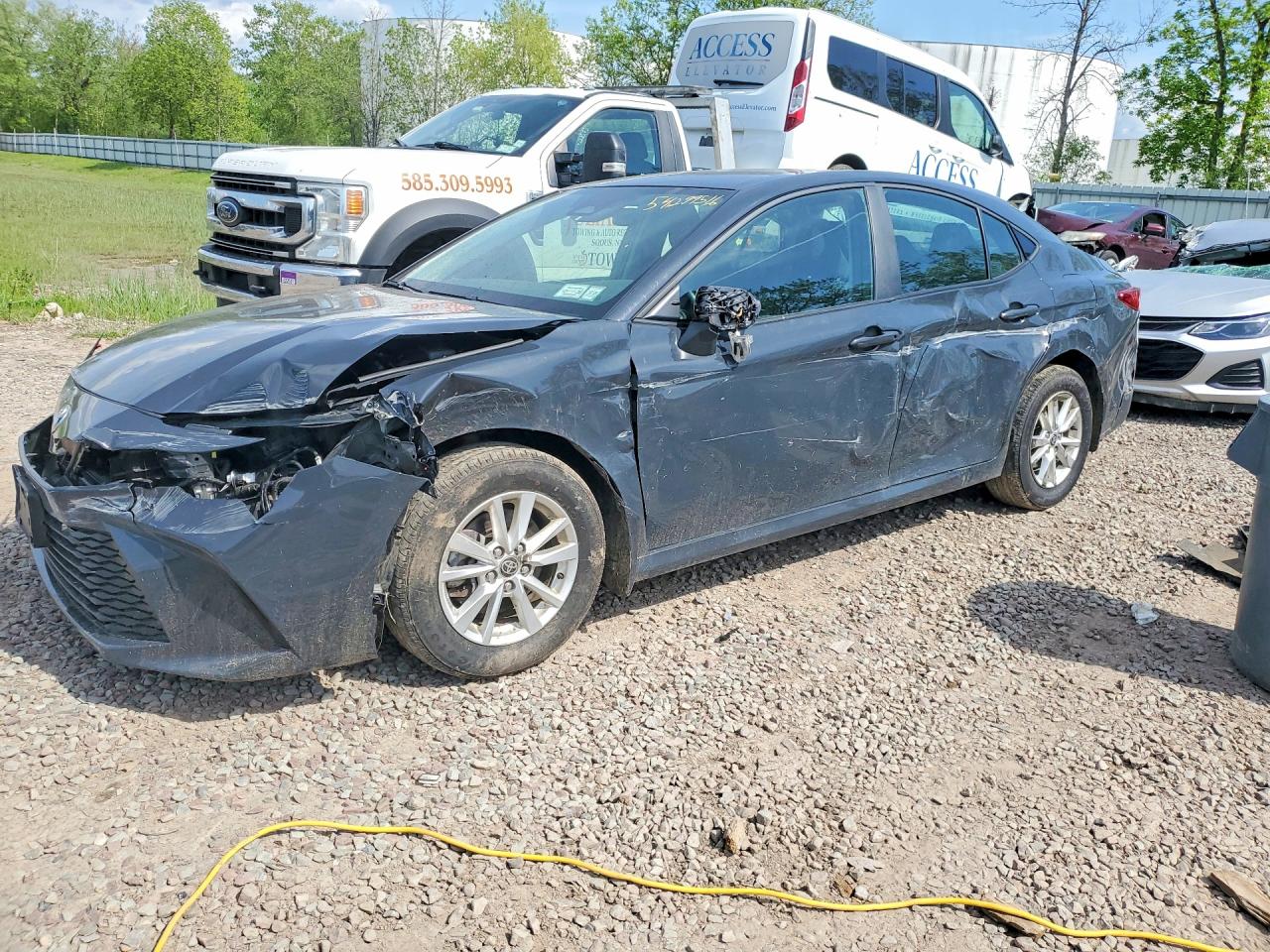 2025 TOYOTA CAMRY LE