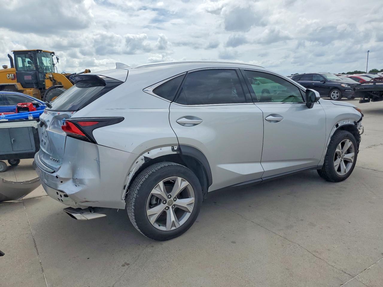 2017 LEXUS NX 200T BASE — снимка 3