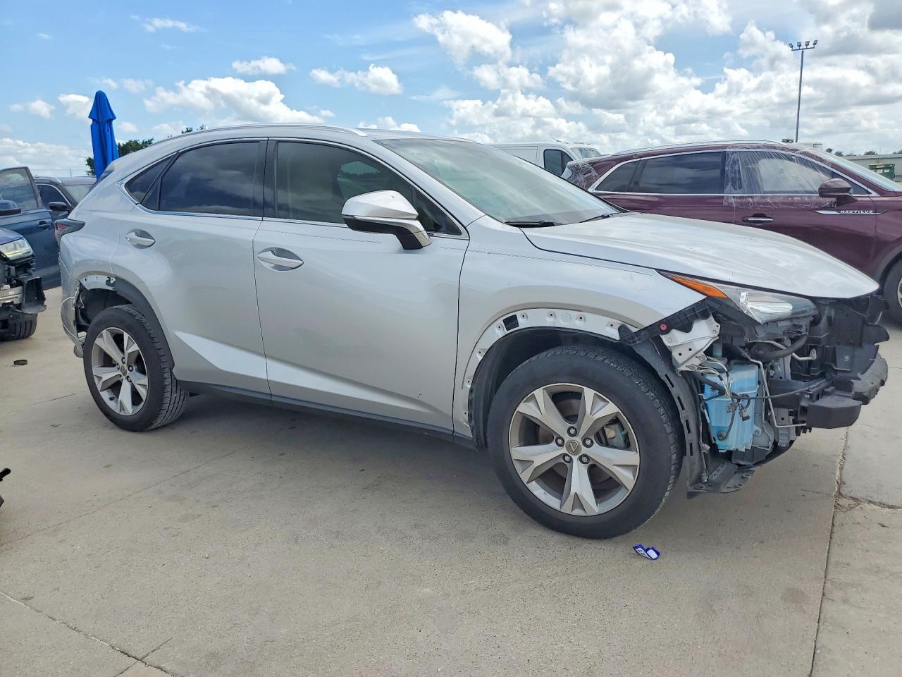 2017 LEXUS NX 200T BASE — снимка 4