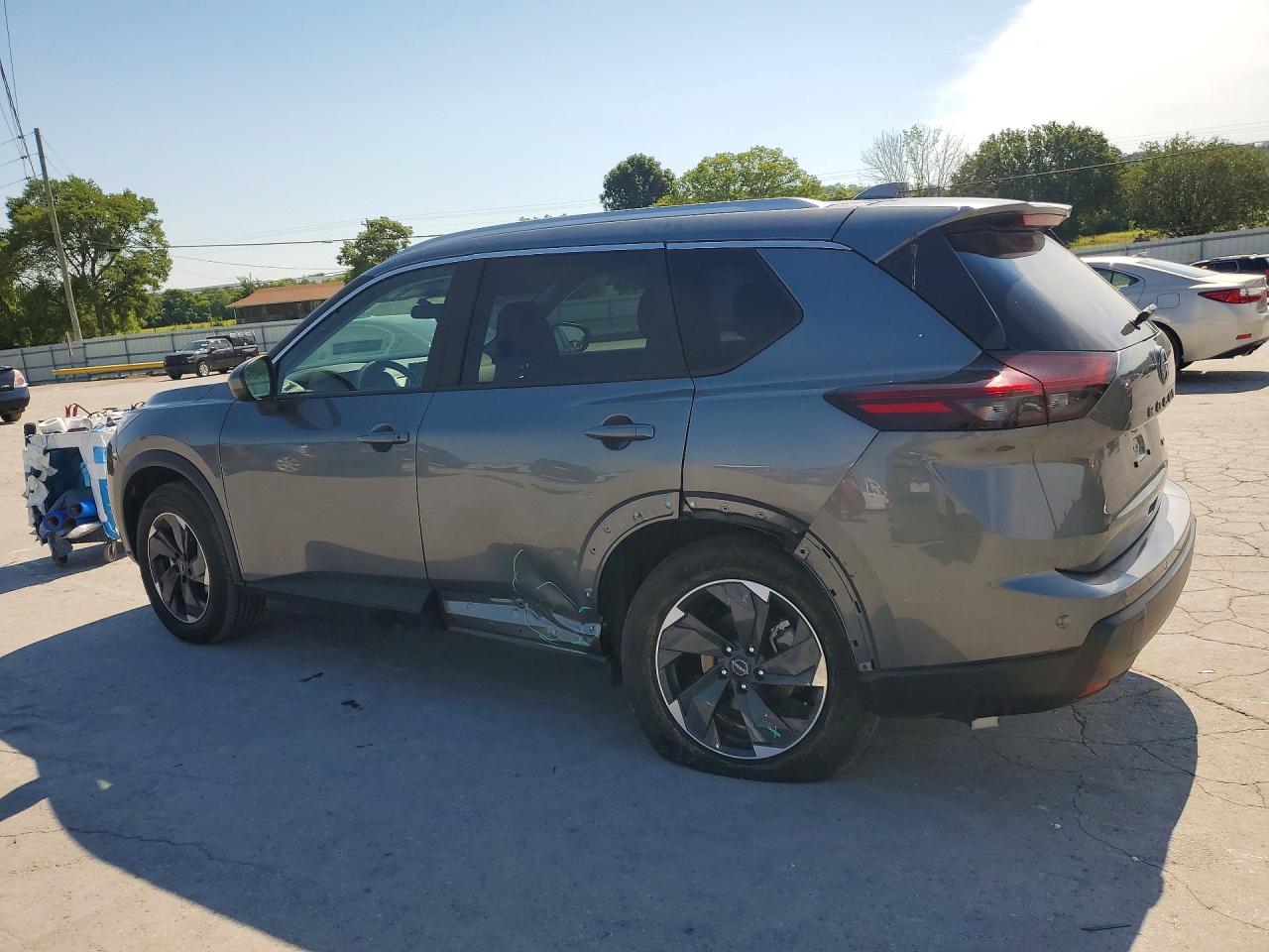 2026 NISSAN ROGUE SV — снимка 2