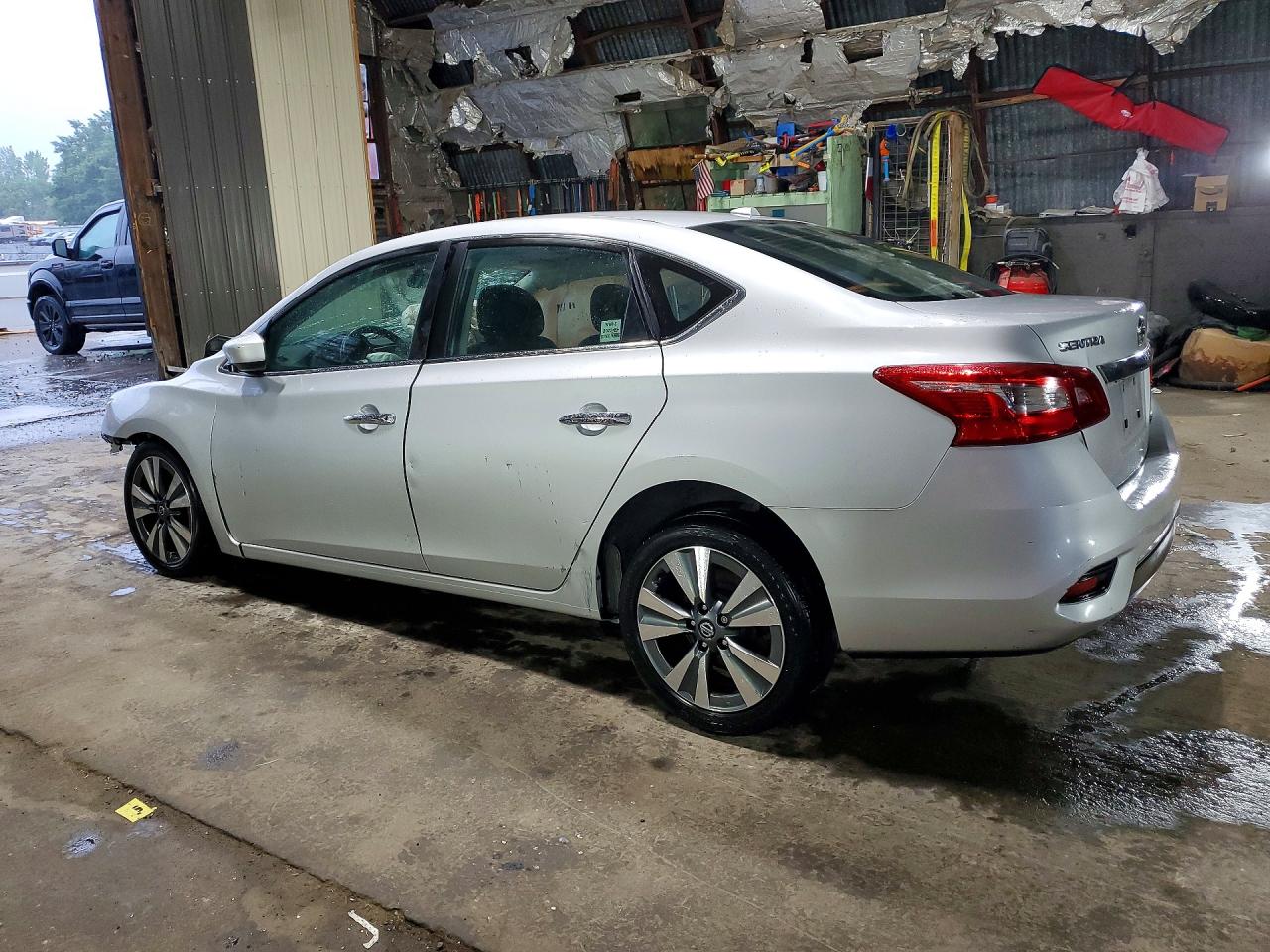 2019 NISSAN SENTRA SV — снимка 2