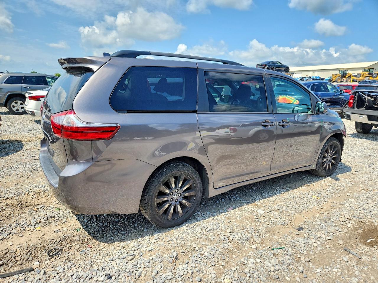 2020 TOYOTA SIENNA LE — снимка 3