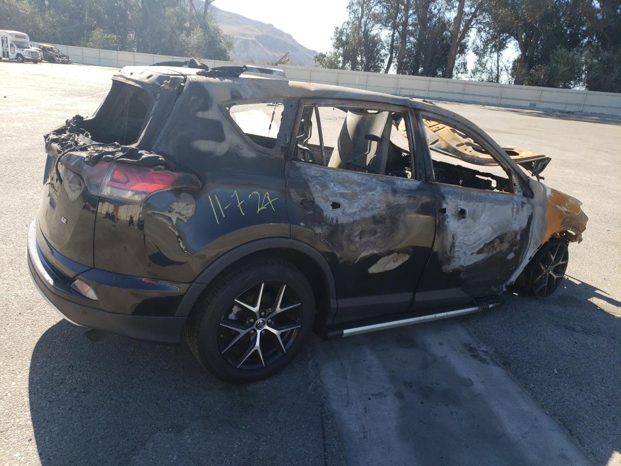 2016 TOYOTA RAV4 SE — снимка 3