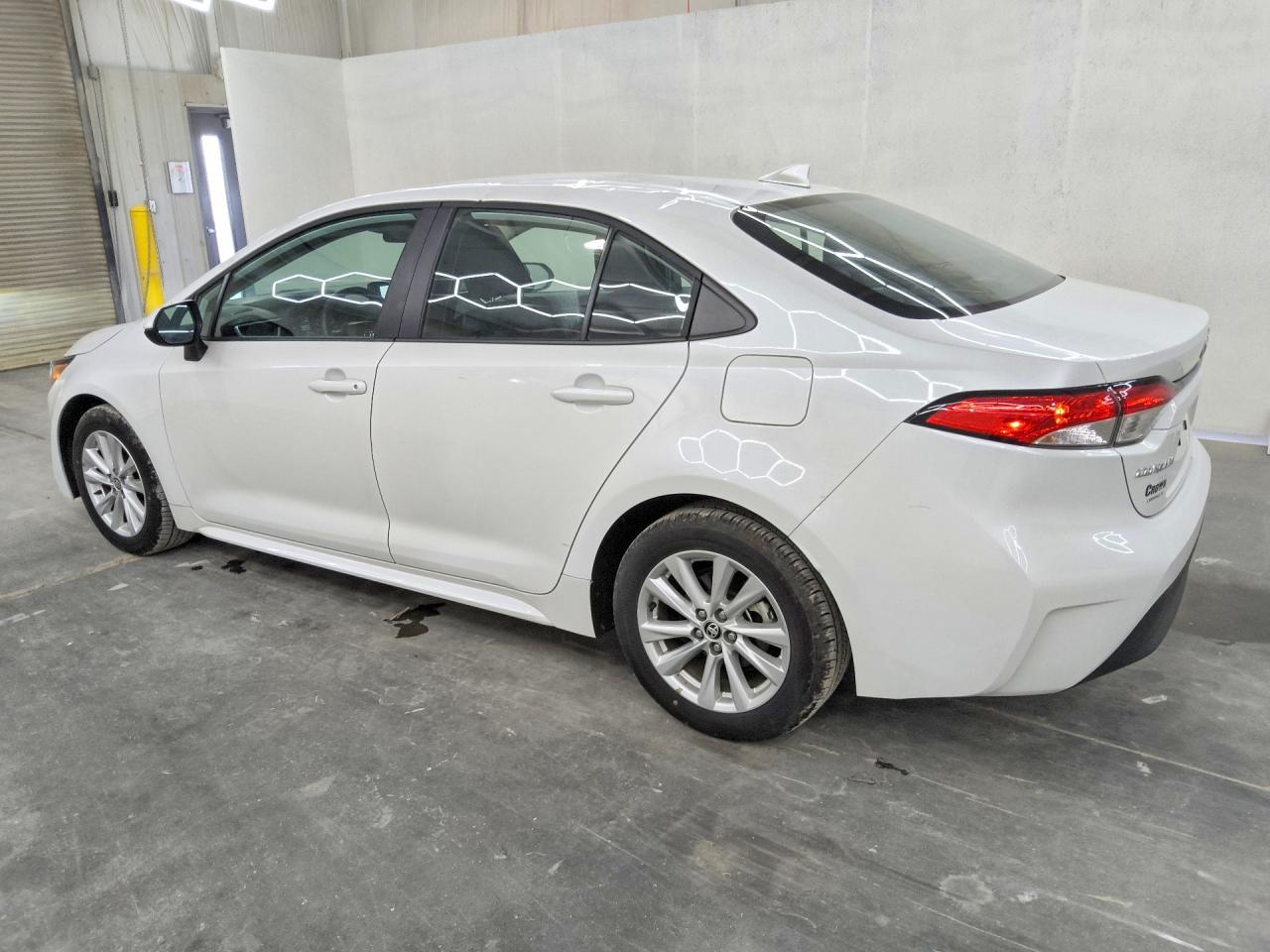 2025 TOYOTA COROLLA LE — снимка 2