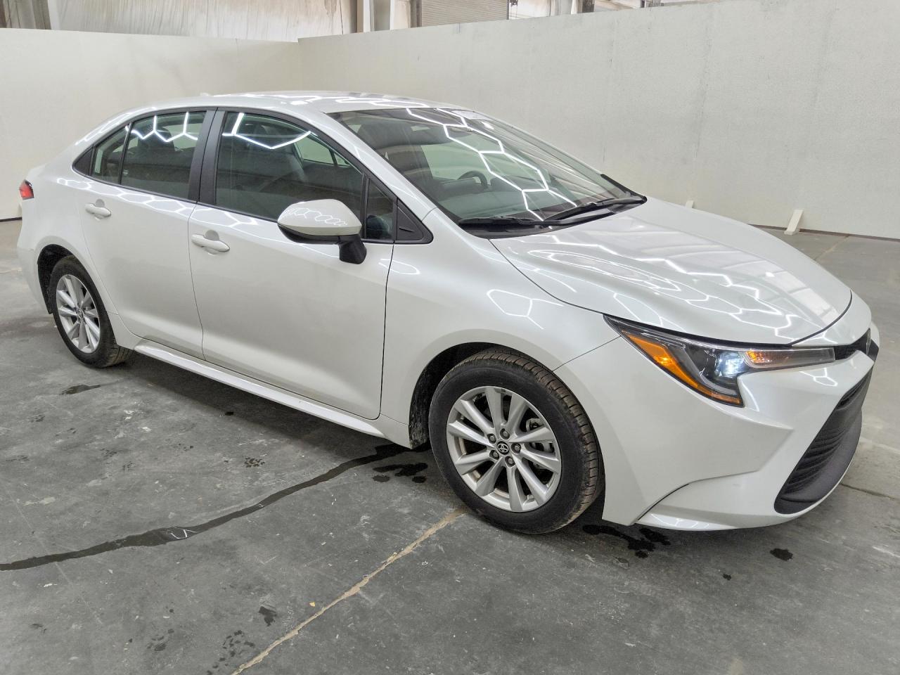 2025 TOYOTA COROLLA LE — снимка 4