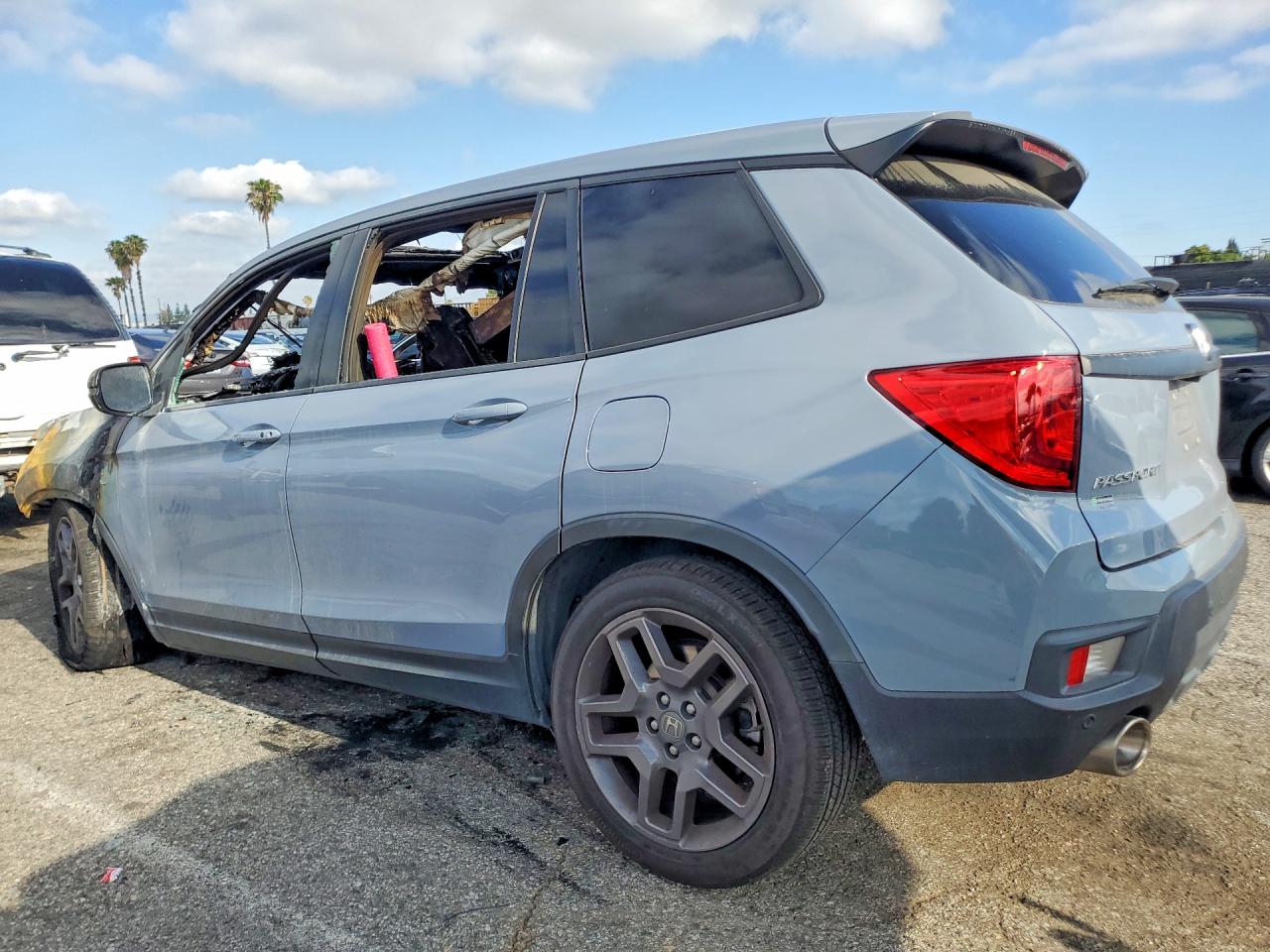 2022 HONDA PASSPORT EXL — снимка 2