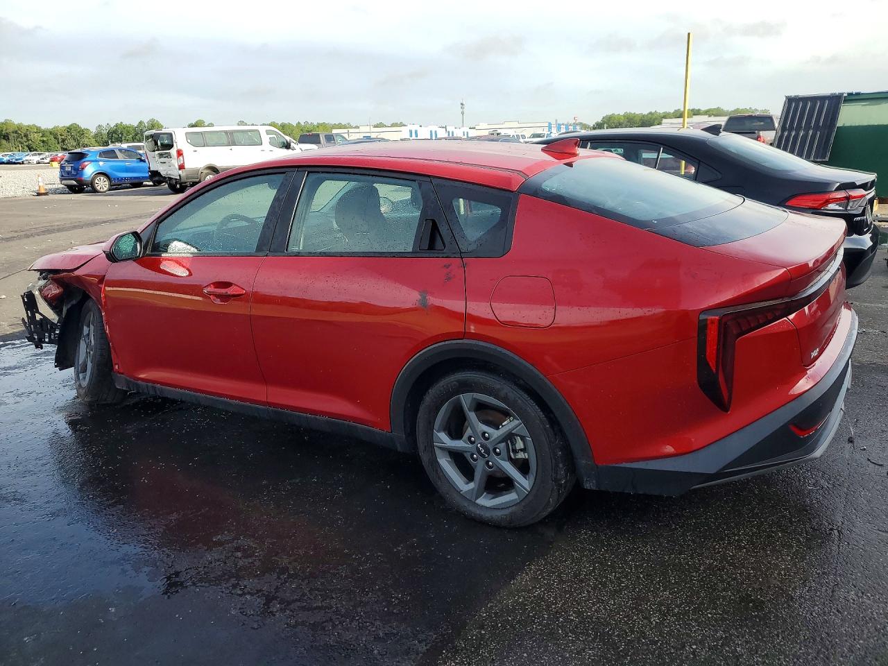 2025 KIA K4 LXS — снимка 2