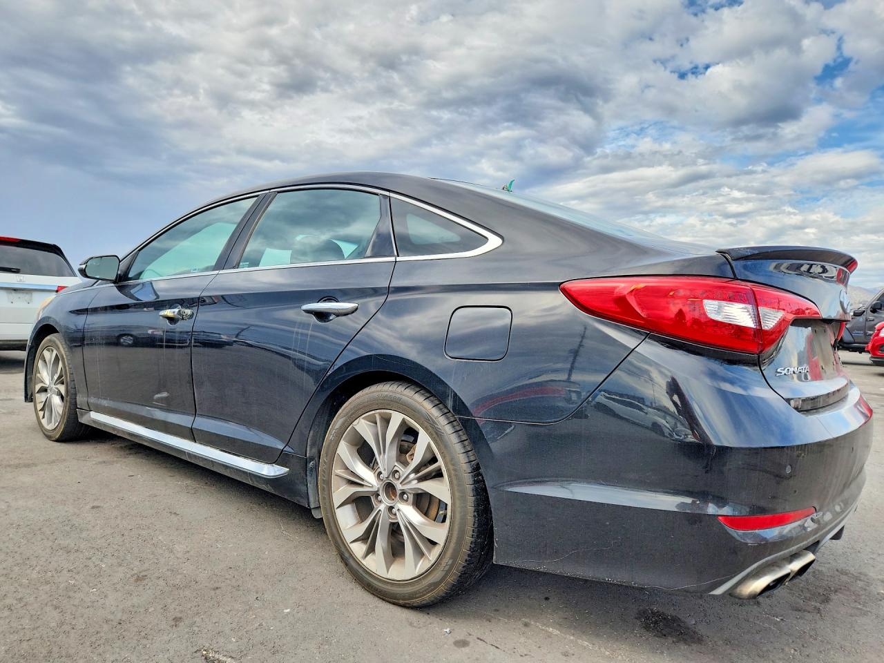 2015 HYUNDAI SONATA LIMITED 2.0T — снимка 2