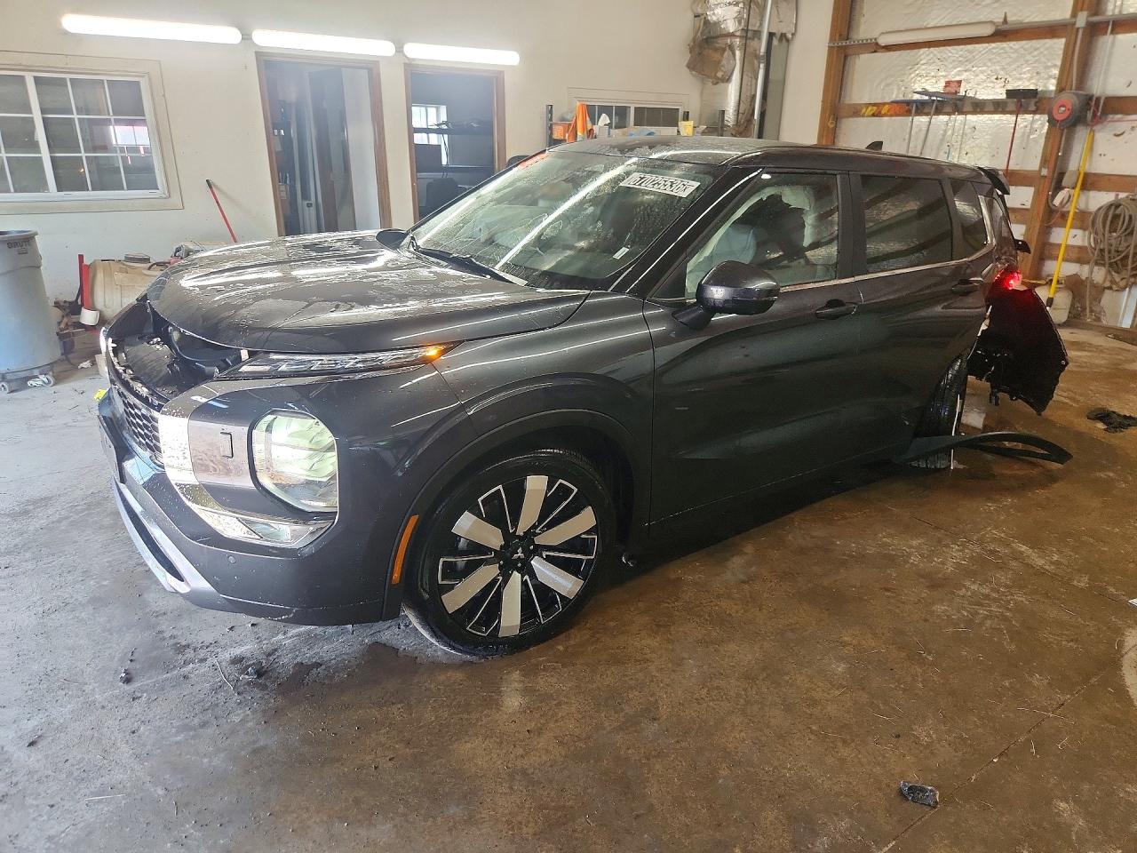 2026 MITSUBISHI OUTLANDER SE