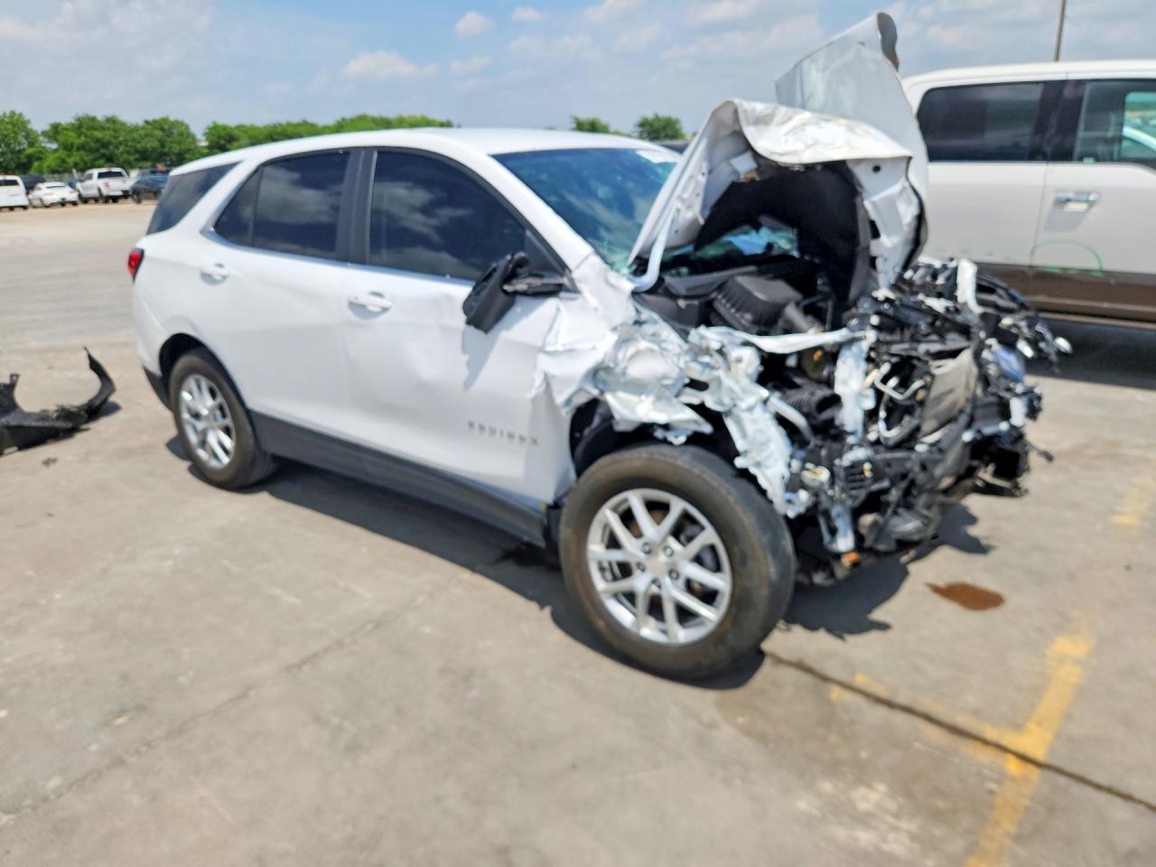 2024 CHEVROLET EQUINOX LT — снимка 4